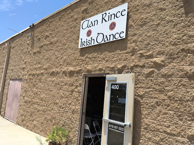 Clan Rince Irish Dance studio in San Diego offering traditional Irish dance classes.
