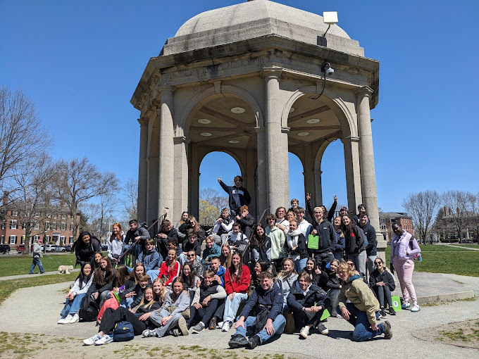 Forum by Prométour offers customized educational travel programs on Adams Ave, San Diego, for students and educators.